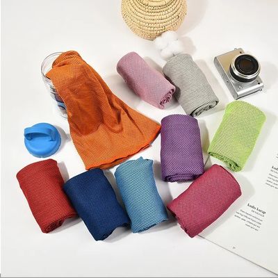 Giá tốt. KILINE Logo thiết kế tùy chỉnh khăn tắm làm mát microfiber siêu mềm thở cho tập thể dục thể thao Hiệu ứng lạnh ngay lập tức kỹ thuật dệt trực tuyến